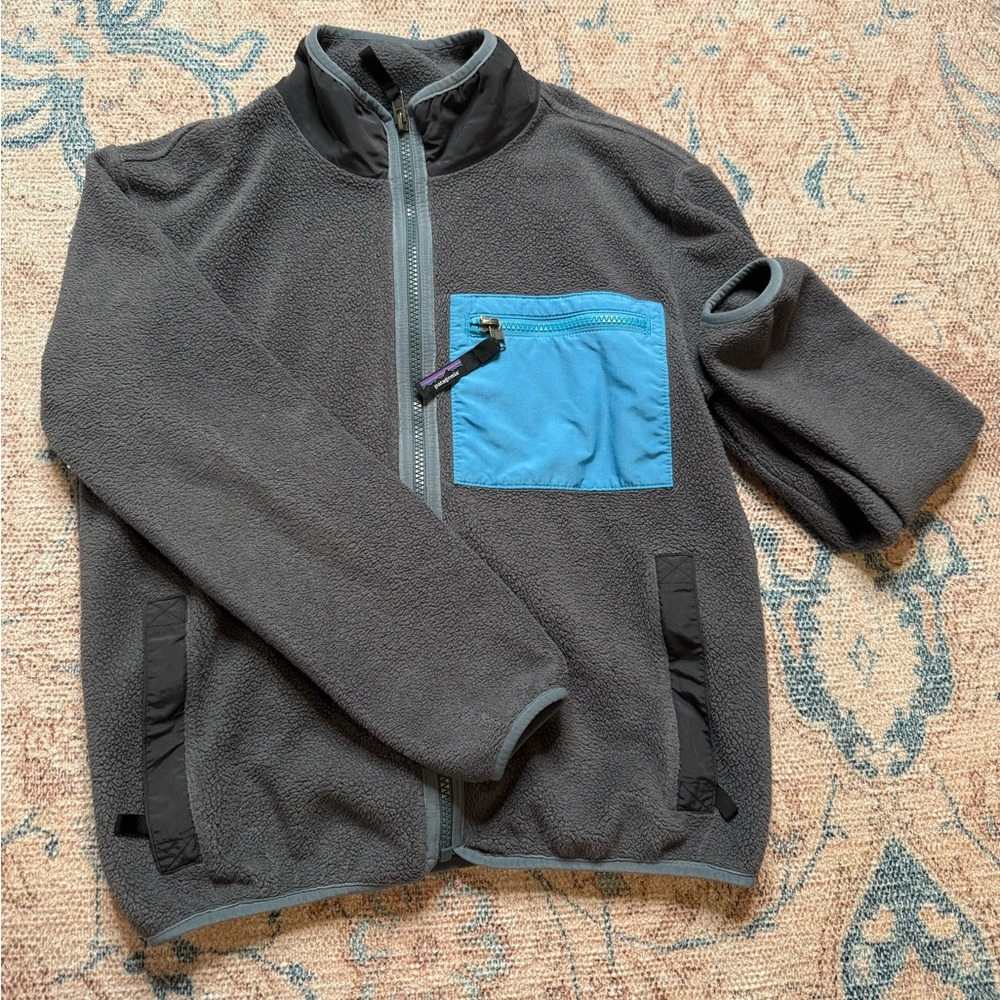 Patagonia Gray and Blue Kid’s Sweater